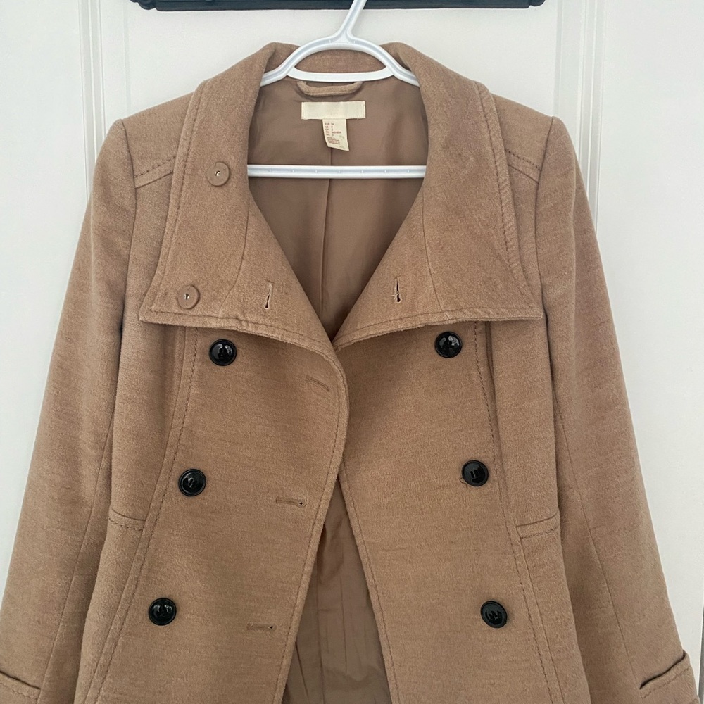 H&M trench coat, Size US 2